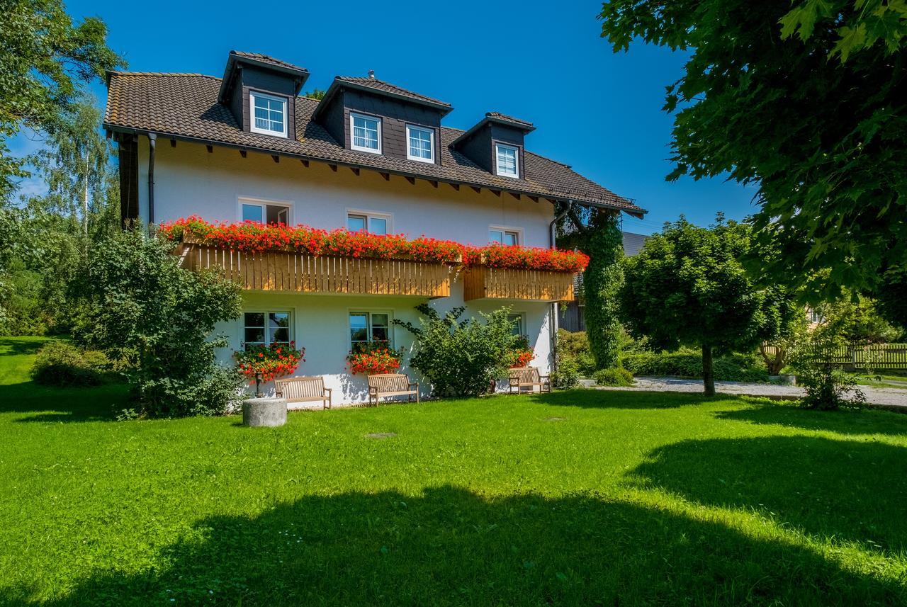 Gasthof Pension Walther Weissdorf Buitenkant foto